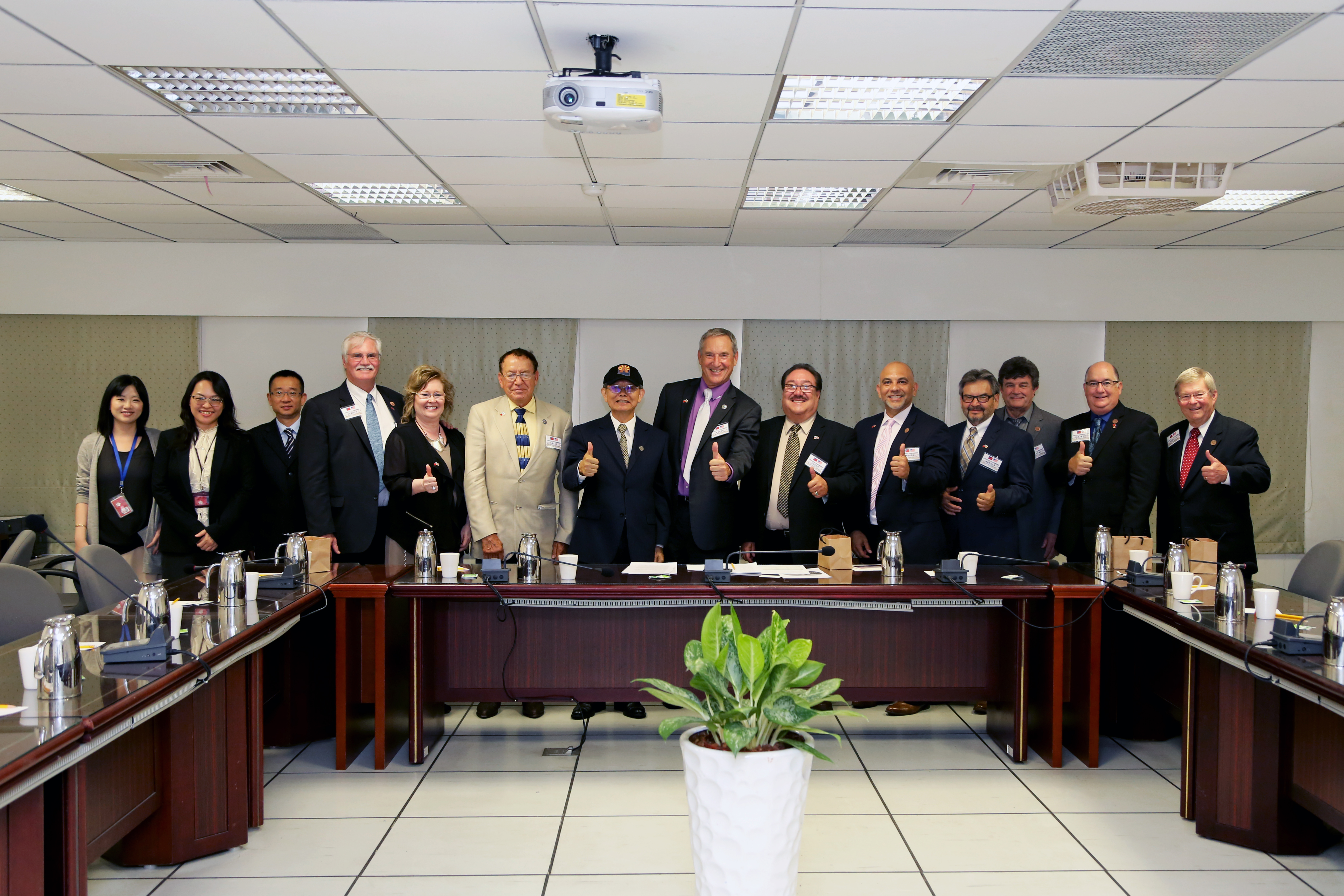 A delegation led by Mr. William Soules, Chair of Senate Education Committee, New Mexico State Senate, USA, visited MOJ to exchange views on Taiwan’s legal system, judicial revolution, and mutual legal assistance on June 13, 2018